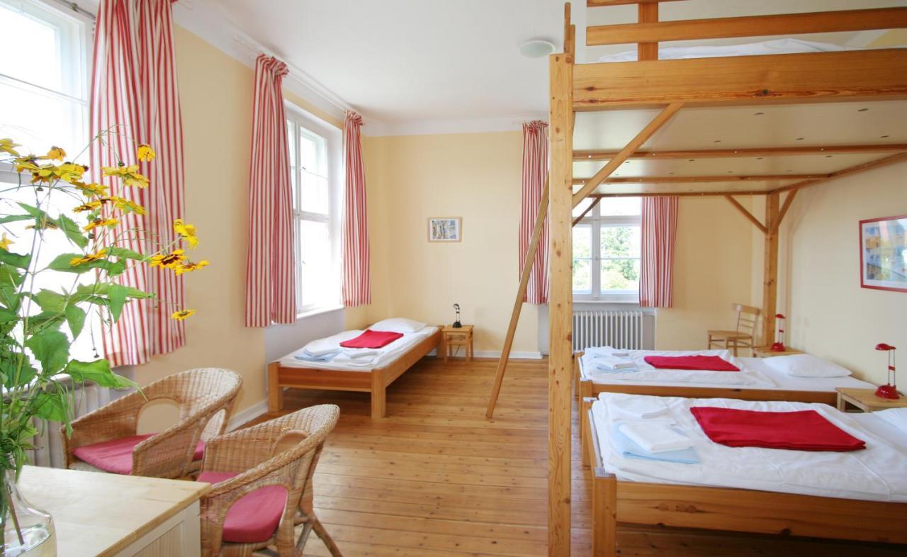 Familien- Und Freizeithotel Gutshaus Petkus المظهر الخارجي الصورة